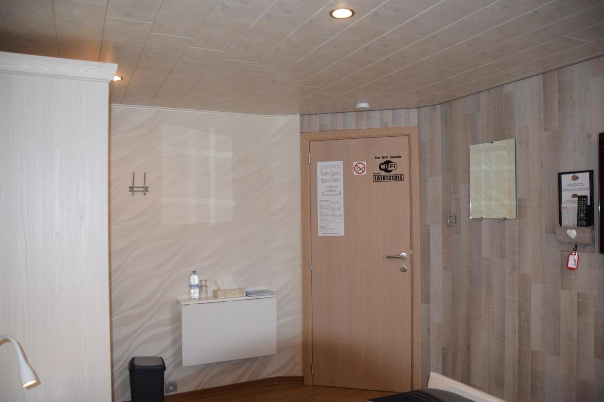 B&B Jo - Li Diepenbeek Kültér fotó